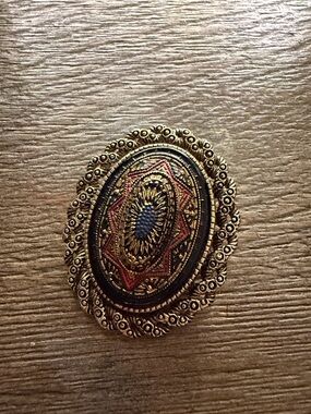 Sarah Coventry Gold, Black and Red Filigree Oval Brooch